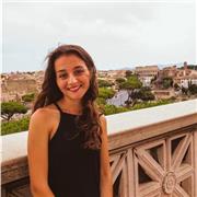 Studentessa di economia insegna matematica delle medie e superiori